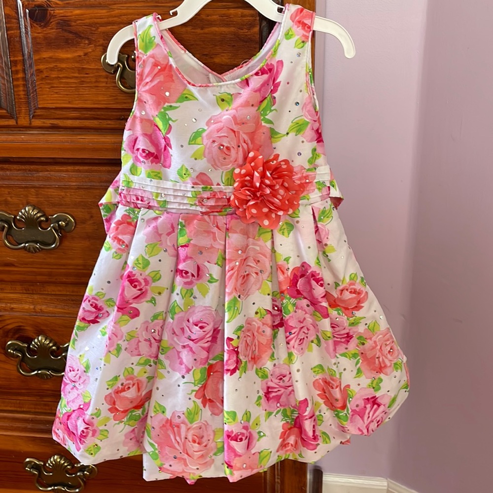 Toddler dress size 5